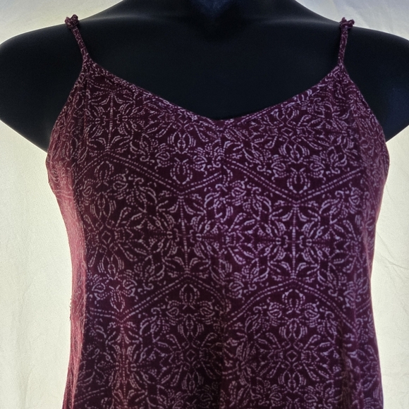 Hanky Hem Casual Dress - Picture 5 of 10